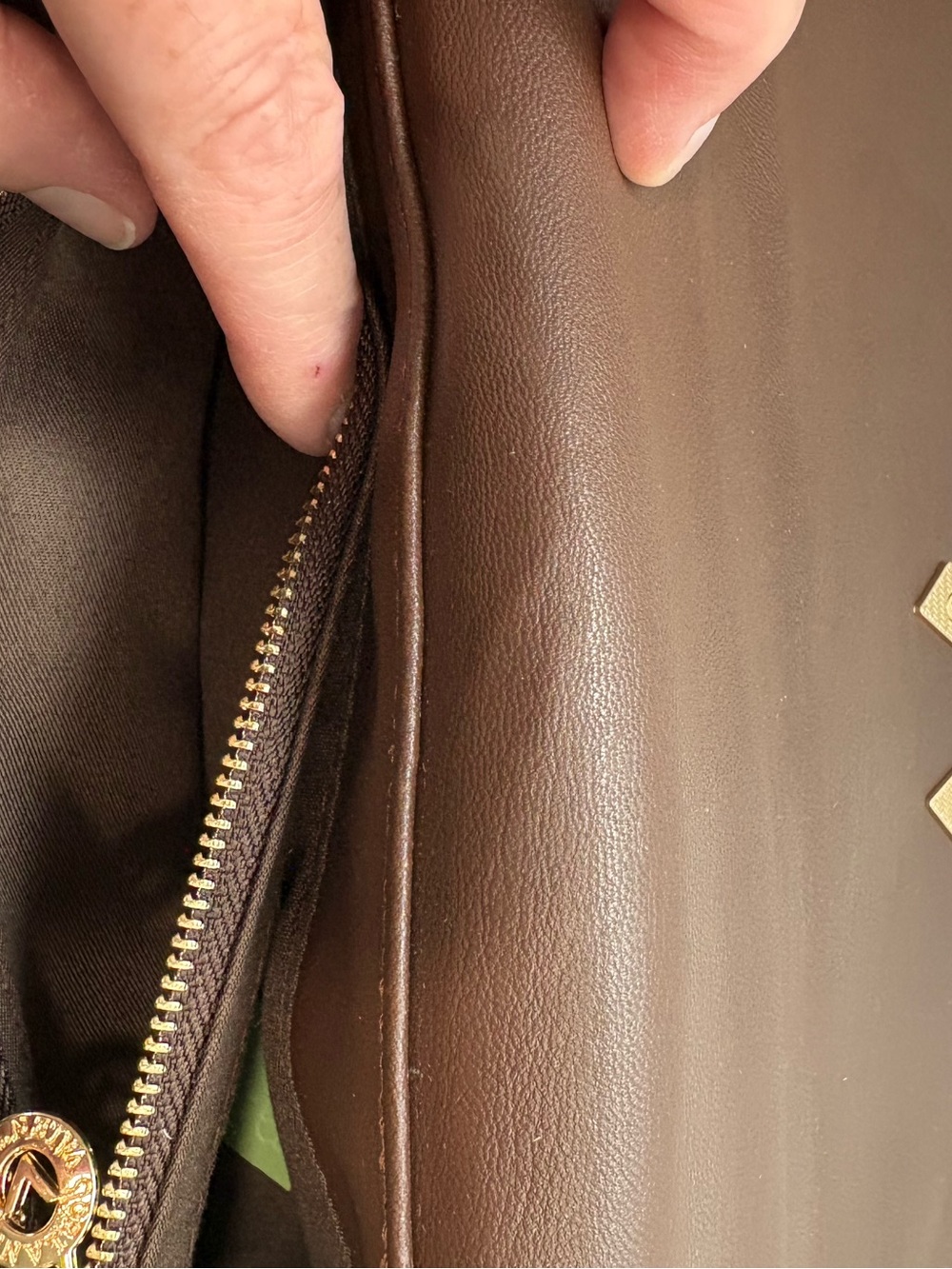 NWT Valentino Orlandi Chocolate Brown Quilted Shoulder Bag with Gold Chain Strap - Picture 14 of 16